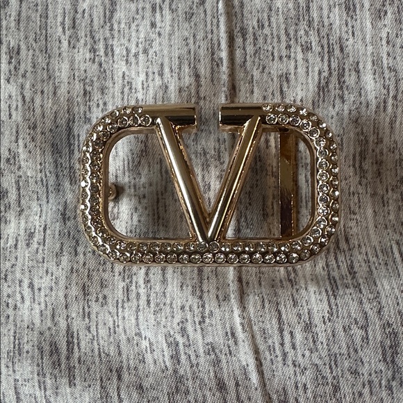 New Fashion Inspired Item Reversible Belt
#57 - Picture 4 of 7